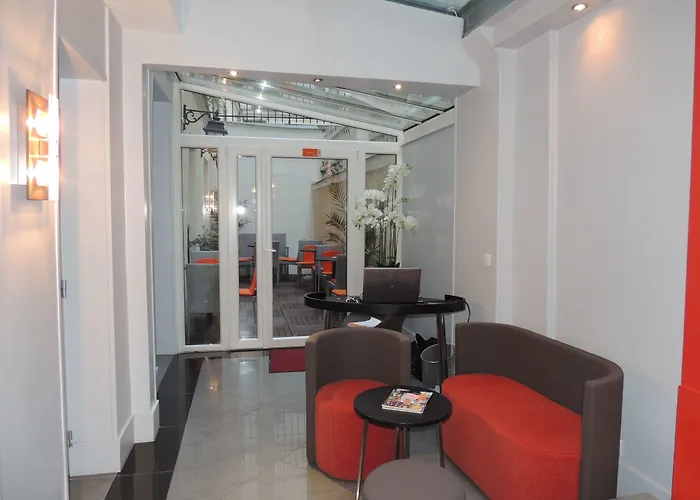 Eden Opera فندق