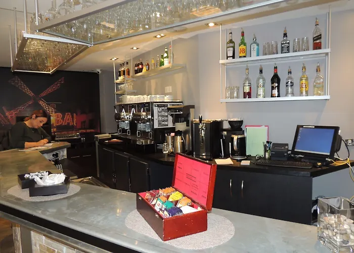 Eden Opera فندق