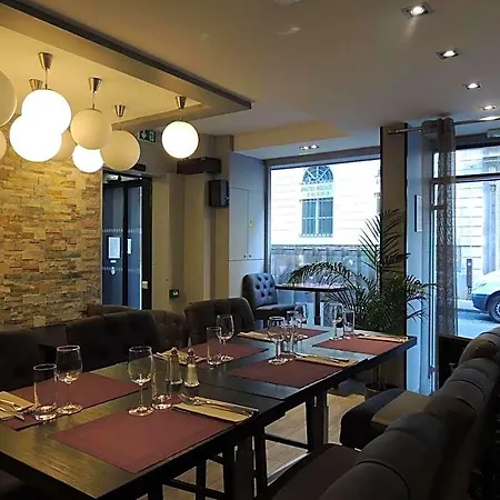 Hotel Eden Opéra 3*