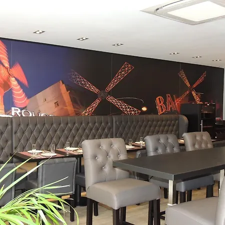Eden Opera Hotel 3*