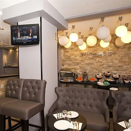 Eden Opera Hotel