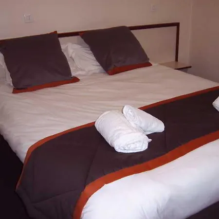 Hotel Eden Opera 3*