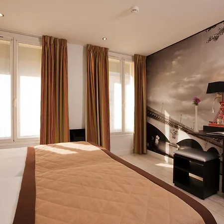 Eden Opera Hotel 3*