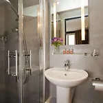 Eden Opéra 3*