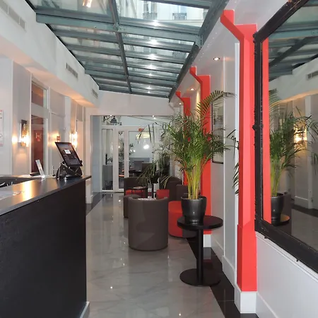 伊甸园歌剧院酒店 3*