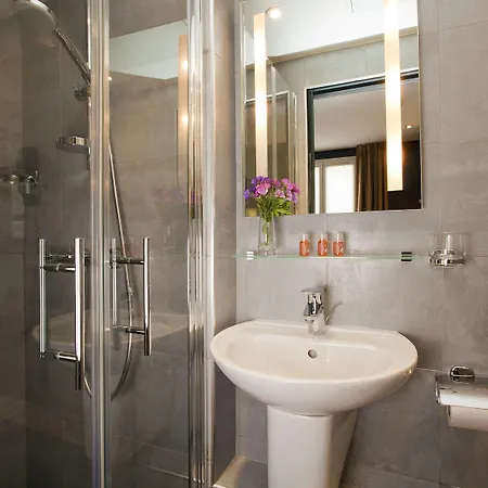 伊甸园歌剧院酒店 3*