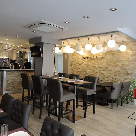 伊甸园歌剧院酒店 酒店