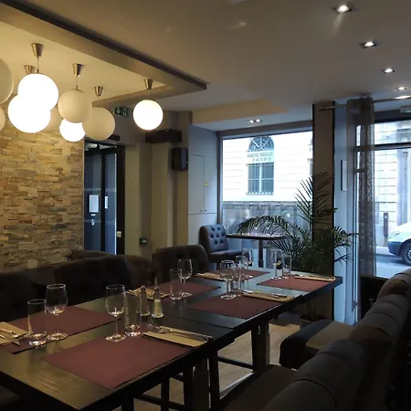 伊甸园歌剧院酒店 3* 巴黎