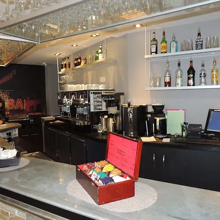 伊甸园歌剧院酒店 酒店